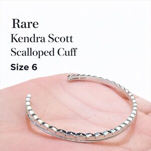 Kendra Scott Silver Scalloped Cuff Bracelet Size 6